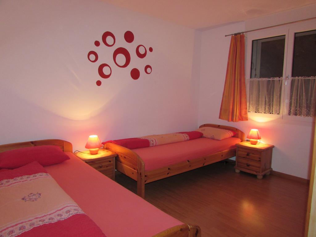 Ferienwohnung Vonlanthen Ftan Zimmer foto